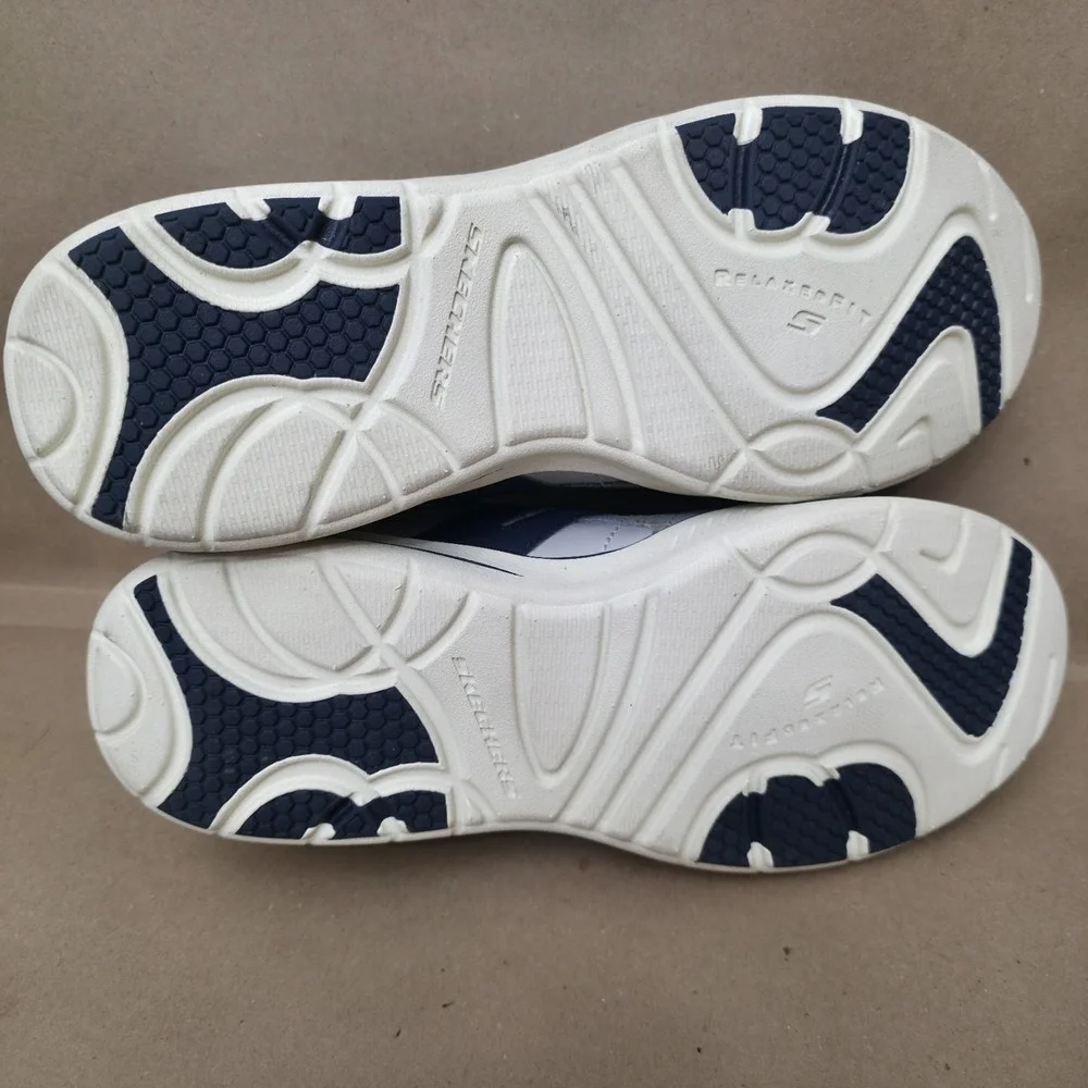 SKECHERS (Sz 9) Gavino Comfort shoes Sneaker Gray/Blue $80